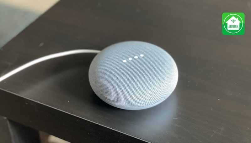 Google Home là gì? Mọi thông tin bạn cần biết về Google Home 4 Phiên bản Nest mini sở hữu thiết kế giống với một viên sỏi nhỏ với đường kính nhỏ